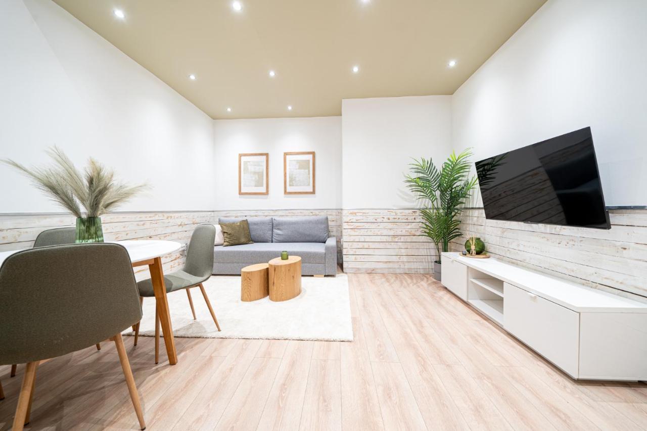 Apartment A30- Boutique Apartments, Location. By Bqa
